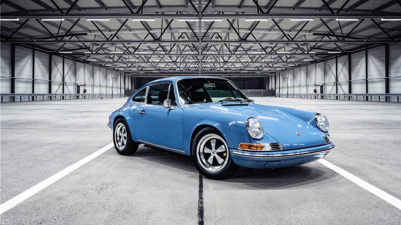 Porsche 911