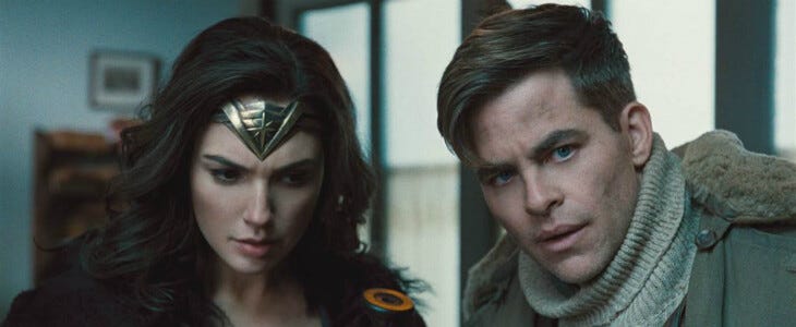 Steve Trevor et Diana Prince, dans Wonder Woman.